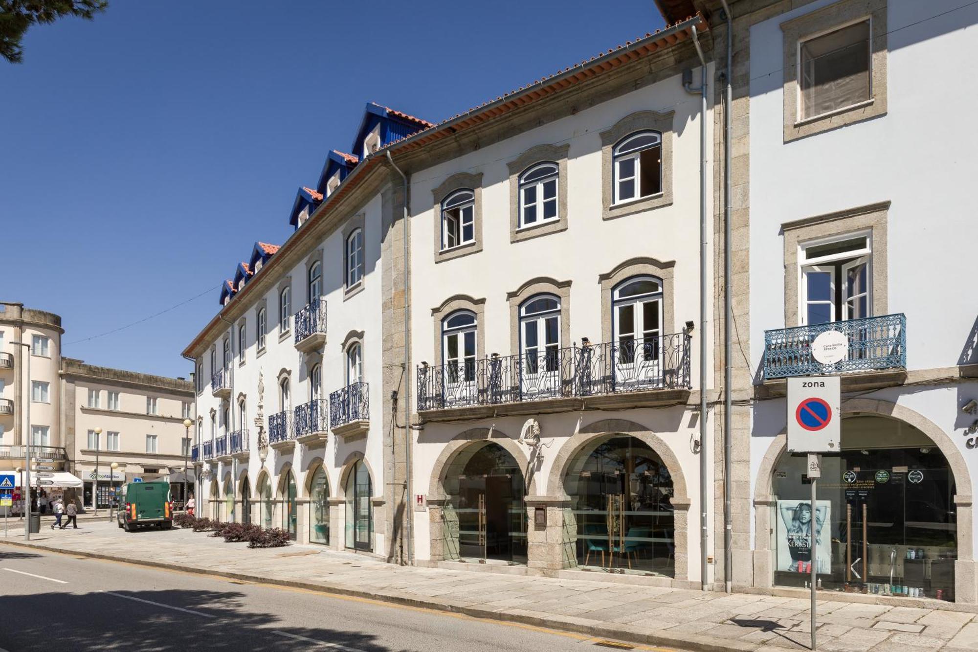 Hotel Margarida Da Praca Viana do Castelo Buitenkant foto